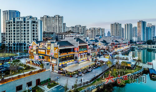 后河的灯点亮一座城(图)