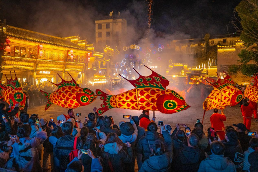 近百位达人齐聚弦高城 千年老城玩出新花样