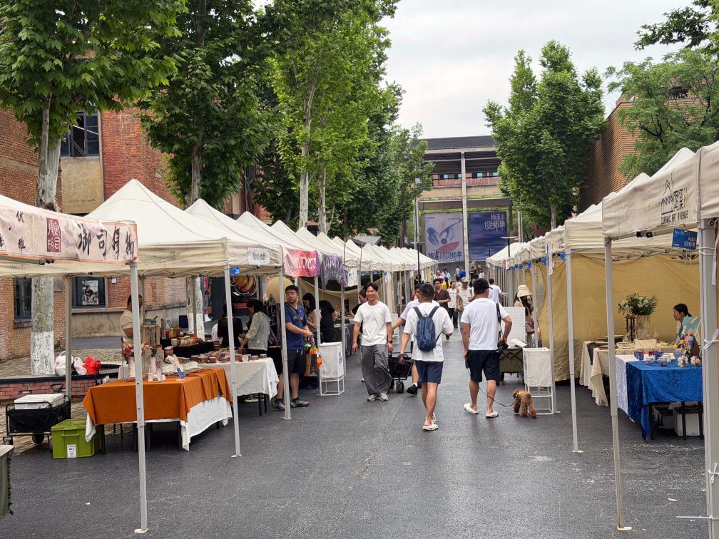 中国古老制瓷业在对外交流融合创新中焕发新活力